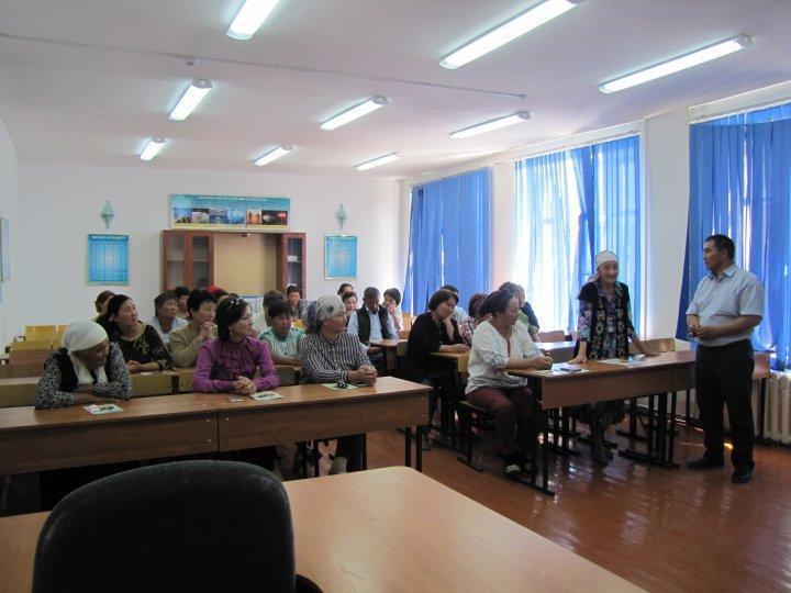 РЕСПУБЛИКАЛЫҚ АТА-АНАЛАР  КОНФЕРЕНЦИЯСЫ «XXI ҒАСЫРДАҒЫ ҚАЗАҚСТАНДЫҚ АТА-АНА: ӨЗ БАЛАҢА ҮЛГІ БОЛ» 10-11 сынып оқушылары