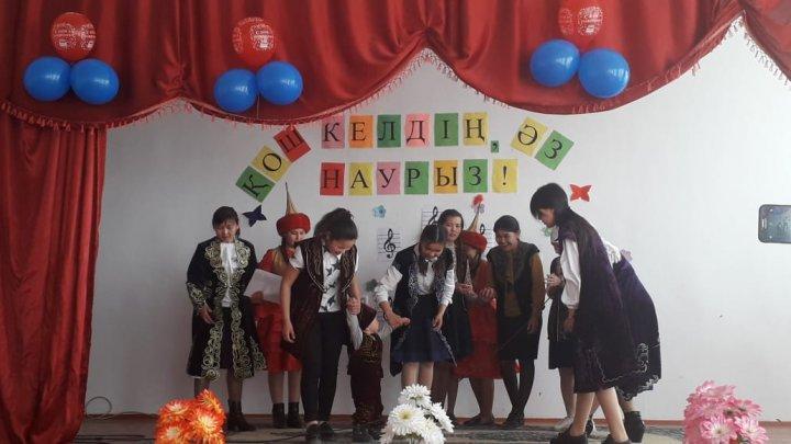 22 наурыз Ұлыстың ұлы күніне орай "Қош келдің әз наурыз" атты ертңгілігі болып өтті 