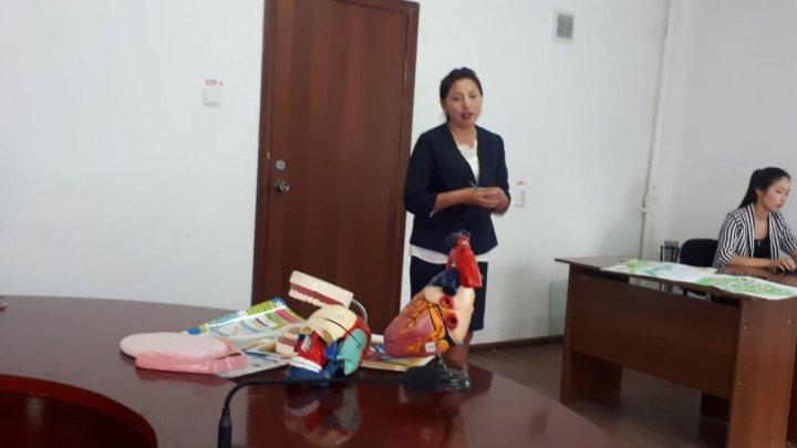 Құттықтау Мамасейтова Ғазиза аудандық "Үздік тәрбиеші " байқауынан бірінші орынды иеленді .