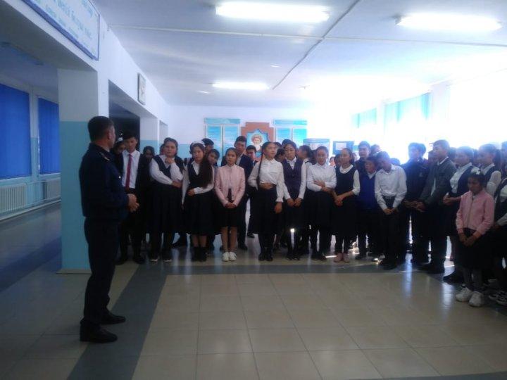 Мектеп инспекторы Дәулет Хасановпен кездесу өткізілді