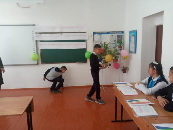 Орыс тілі мен әдебиеті пәні мұғалімі Т. Стыбаеваның 7  сыныптар арасында  "Великий могучий русский язык" атты сыныптан тыс сабақ өтті.
