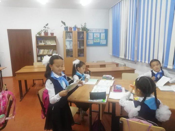 К.Молдабаева 4 «А» сыныбында «Добрым молодцам урок» тақырыбында сабақ өтті.
