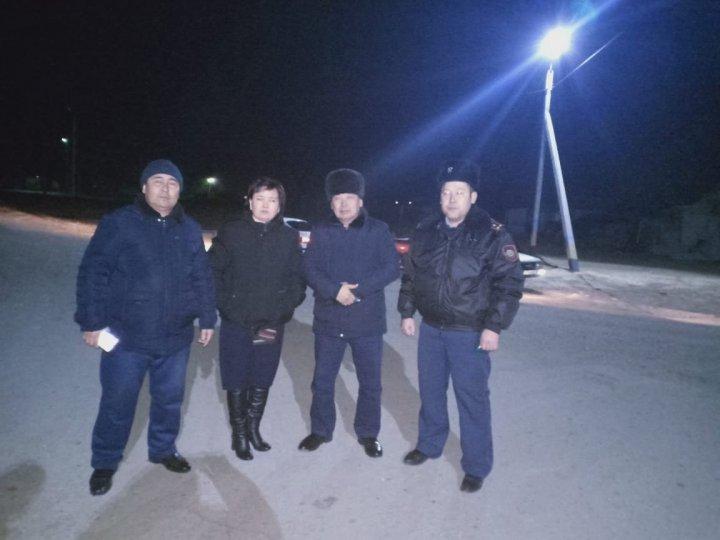16 желтоқсан-Тәуелсіздік күніне орай мектепішілік кезекшілік кестесі құрылып, мобильдік топ күндізгі және түнгі рейдке шығып отырды